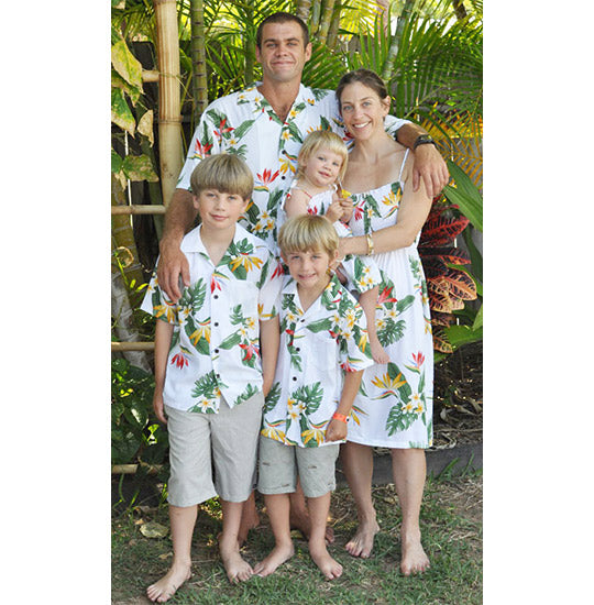 Bird of Paradise Display matching family clothes