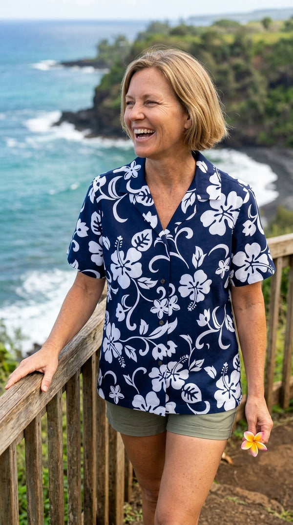 Original Classic Hibiscus Women's Hawaiian Camp Shirt