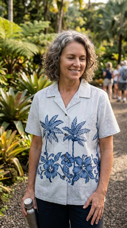 Hibiscus Bottom Band Women's Hawaiian Camp Shirt